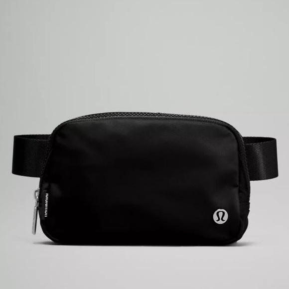 lululemon athletica Handbags - NWT Lululemon Everywhere Belt Bag